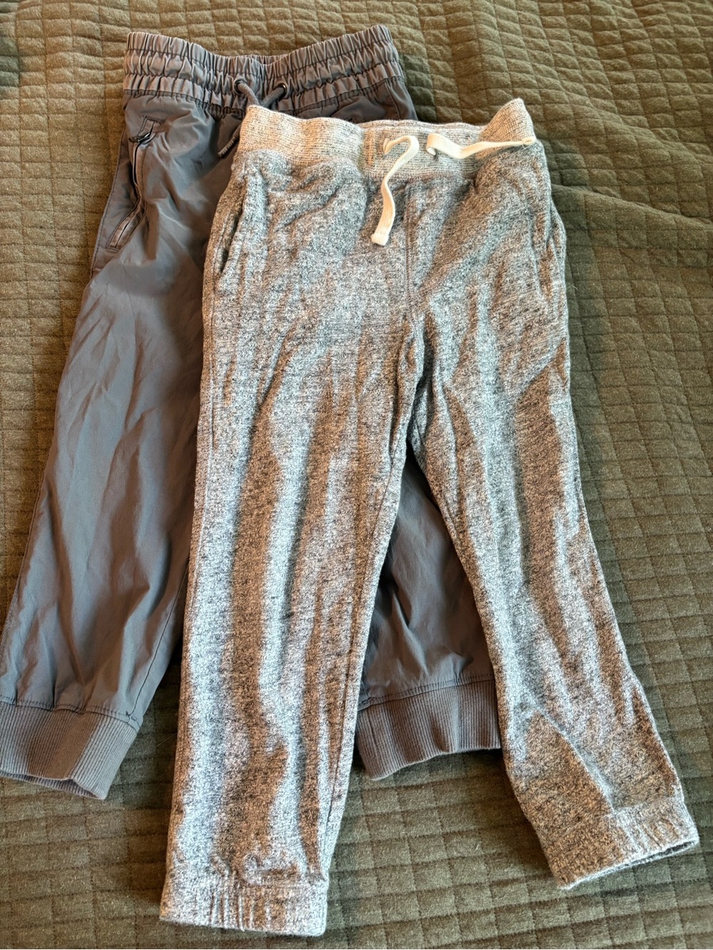 Baby Gap jogger bundle - size 4Y